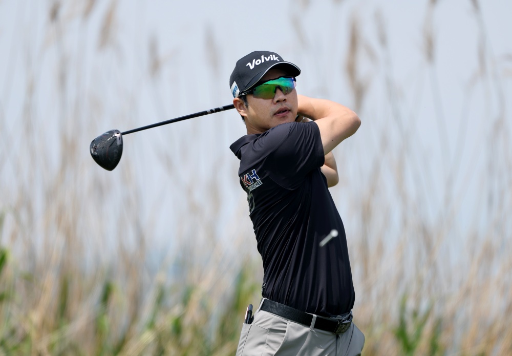 [KPGA 파운더스컵] 1R. 단독 선두 김민수, T2 권오상 인터뷰(오후 1시 10분 기준)